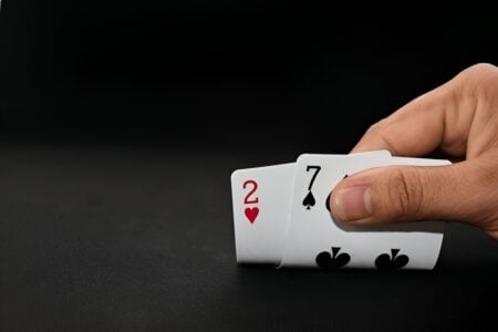 cara bermain poker 2 kartu